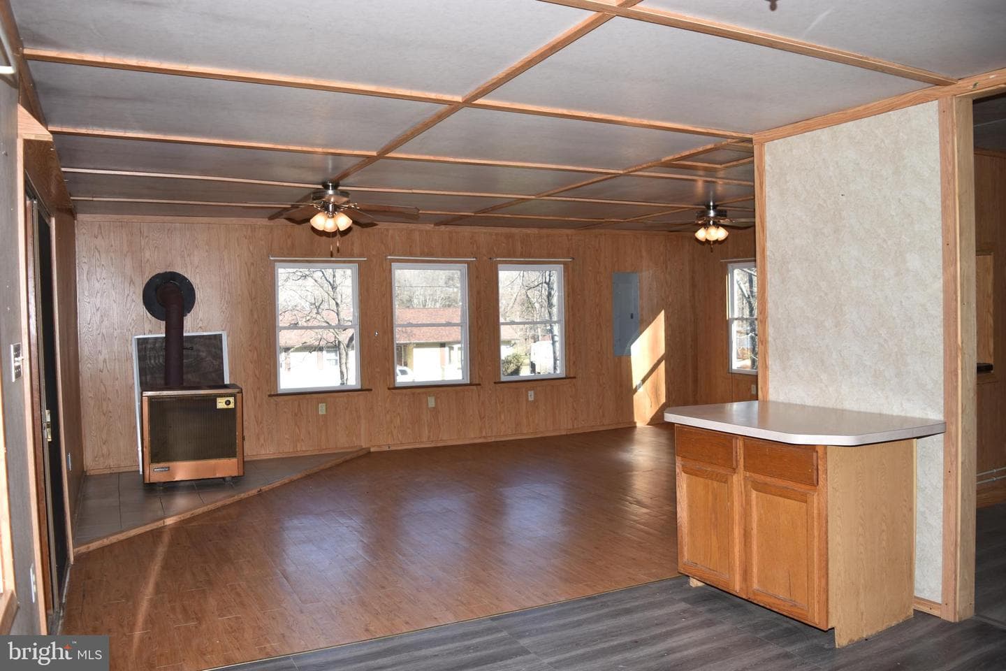 756 Oliver Lane photo 16