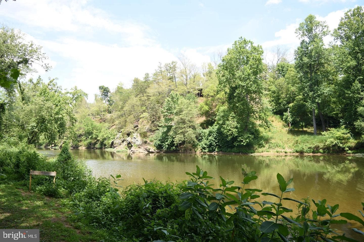 756 Oliver Lane photo 2