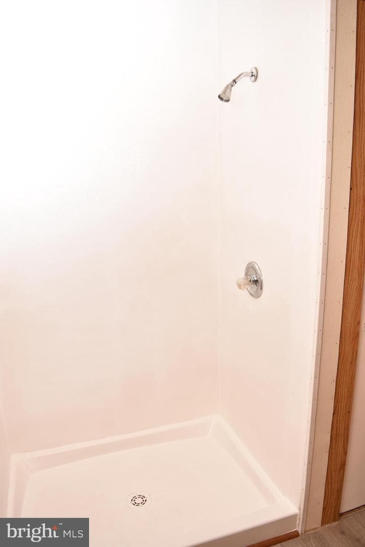 756 Oliver Lane photo 8