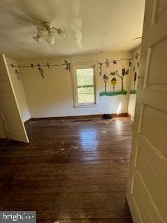 2083 Sir Johns Run Road photo 6