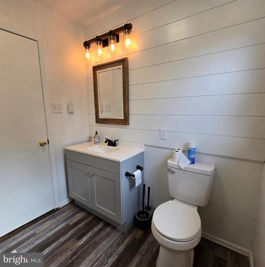482 Morton Grove Road photo 12