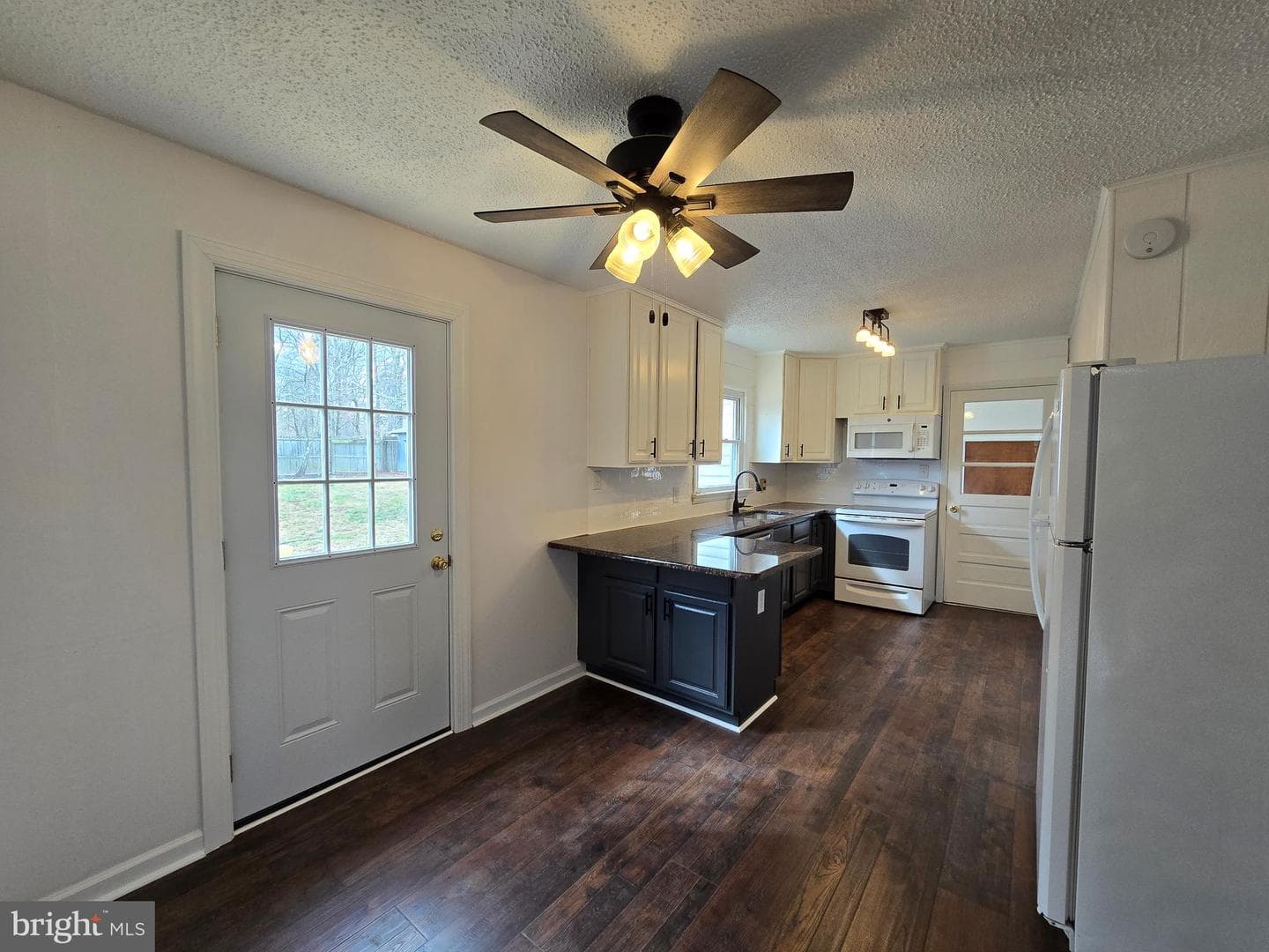 482 Morton Grove Road photo 8
