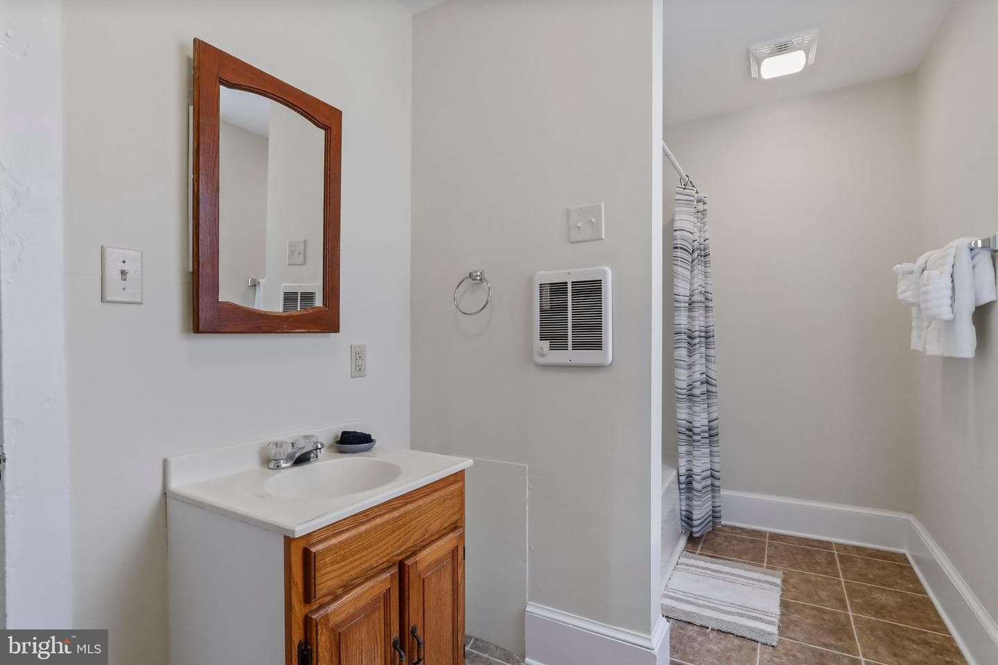 458 S Washington Street photo 21