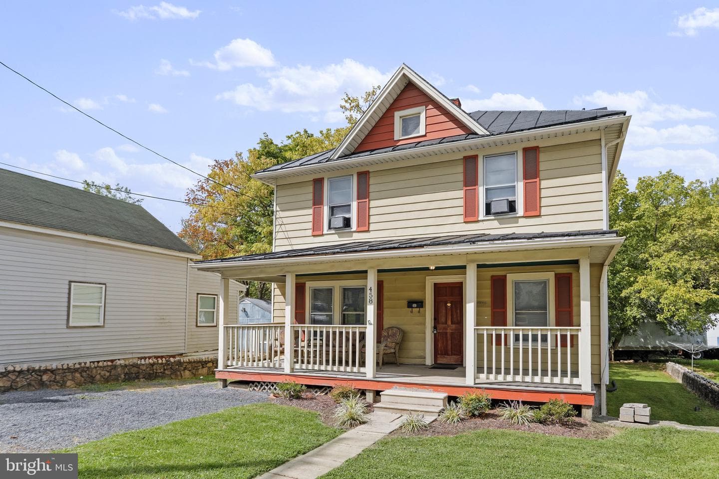 458 S Washington Street photo 4