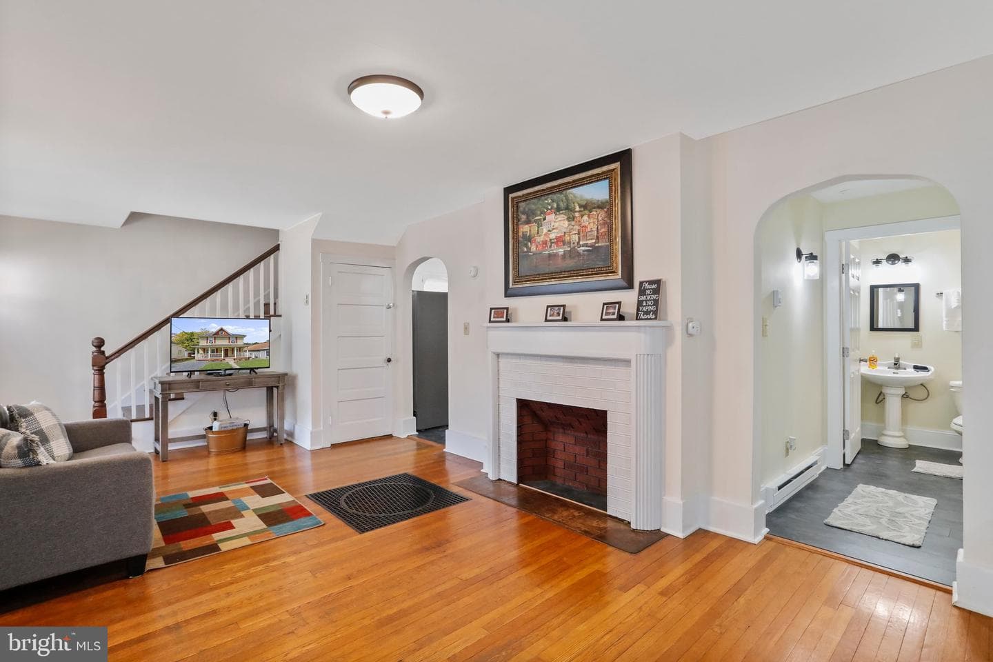458 S Washington Street photo 9