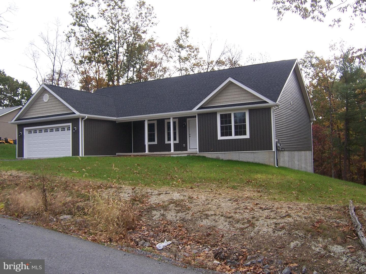 223 Fairview Oaks Lane photo 3