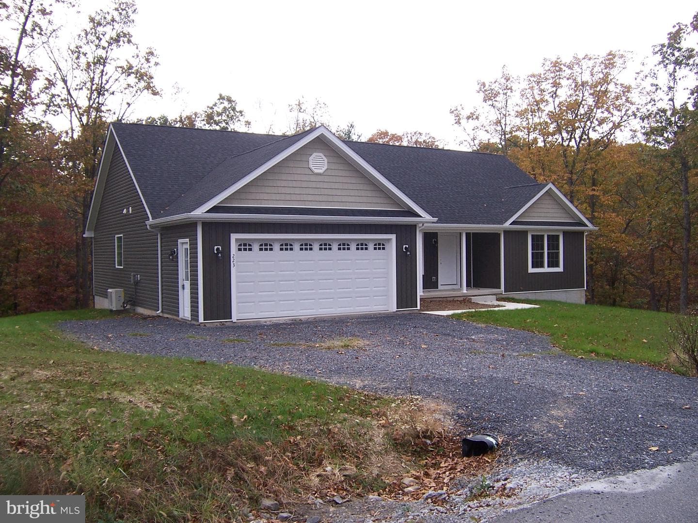 223 Fairview Oaks Lane photo 5