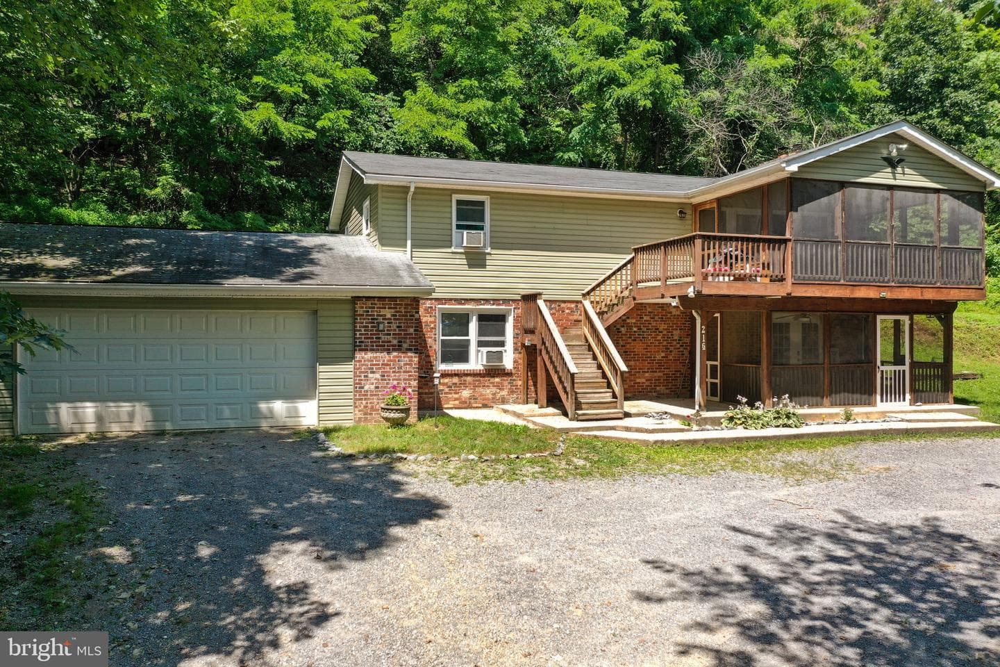 216 English Muffin Way photo 3