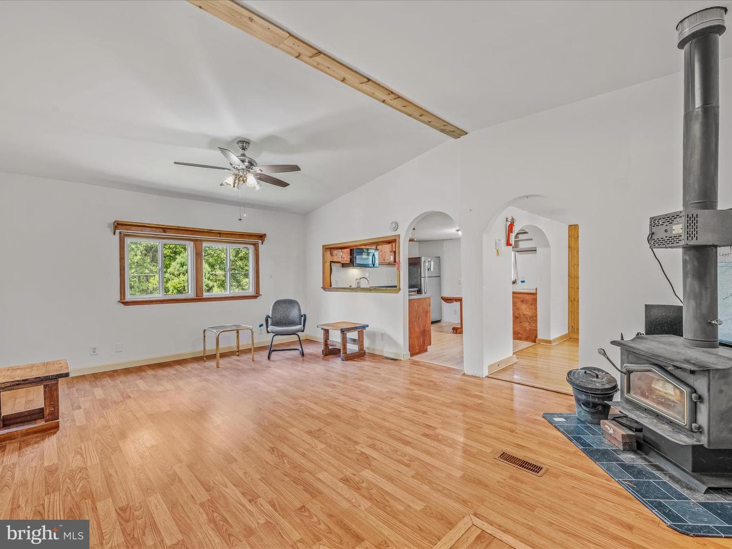 564 Shade Lane photo 6