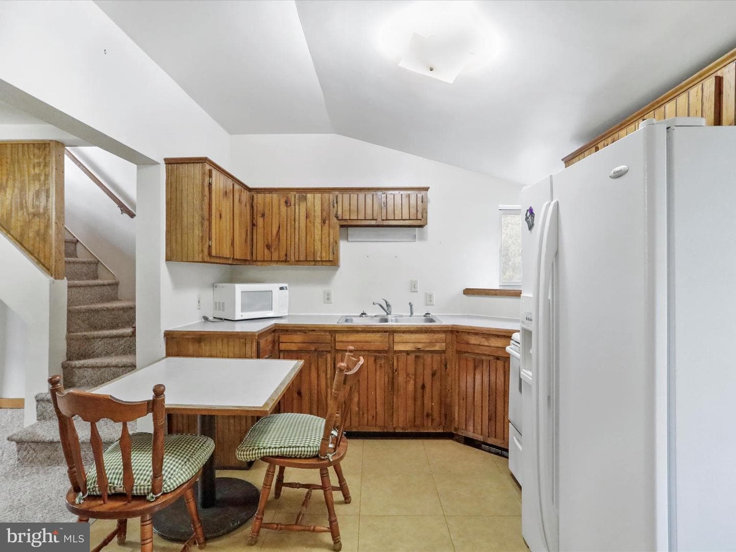 739 Harrison Avenue photo 8