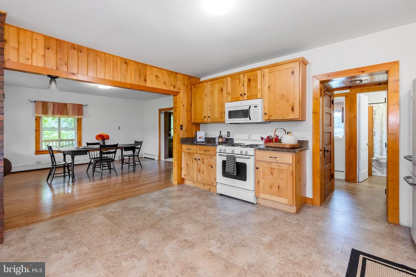 2485 Potomac Road photo 9