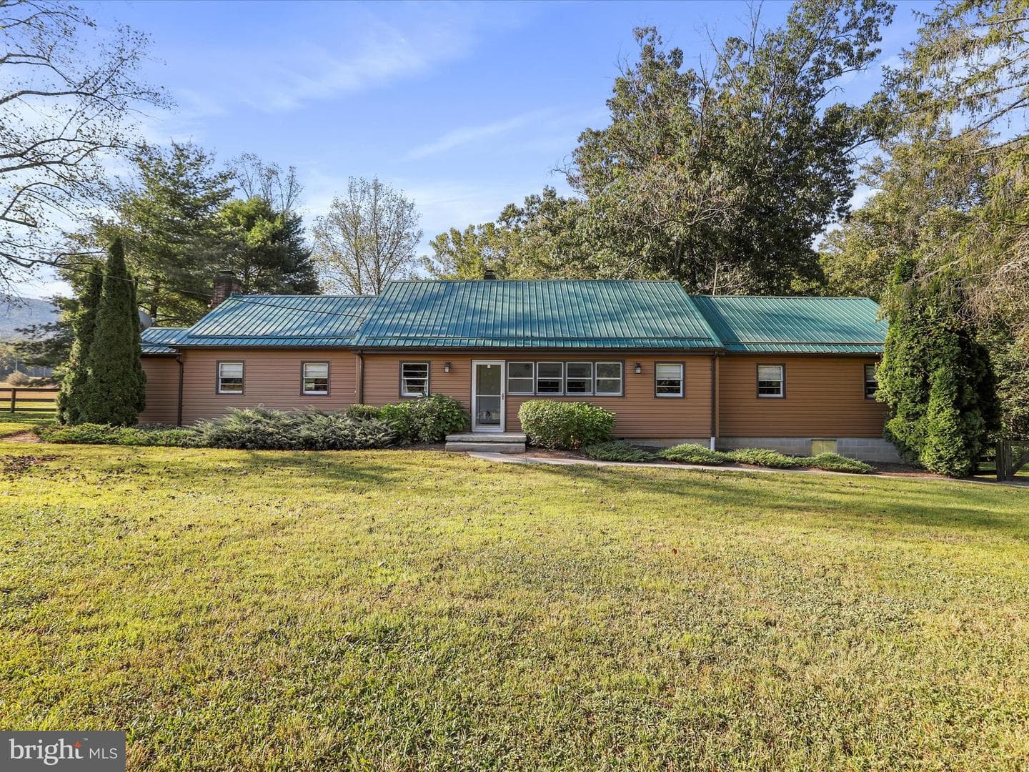25 Millhaven Lane photo 4