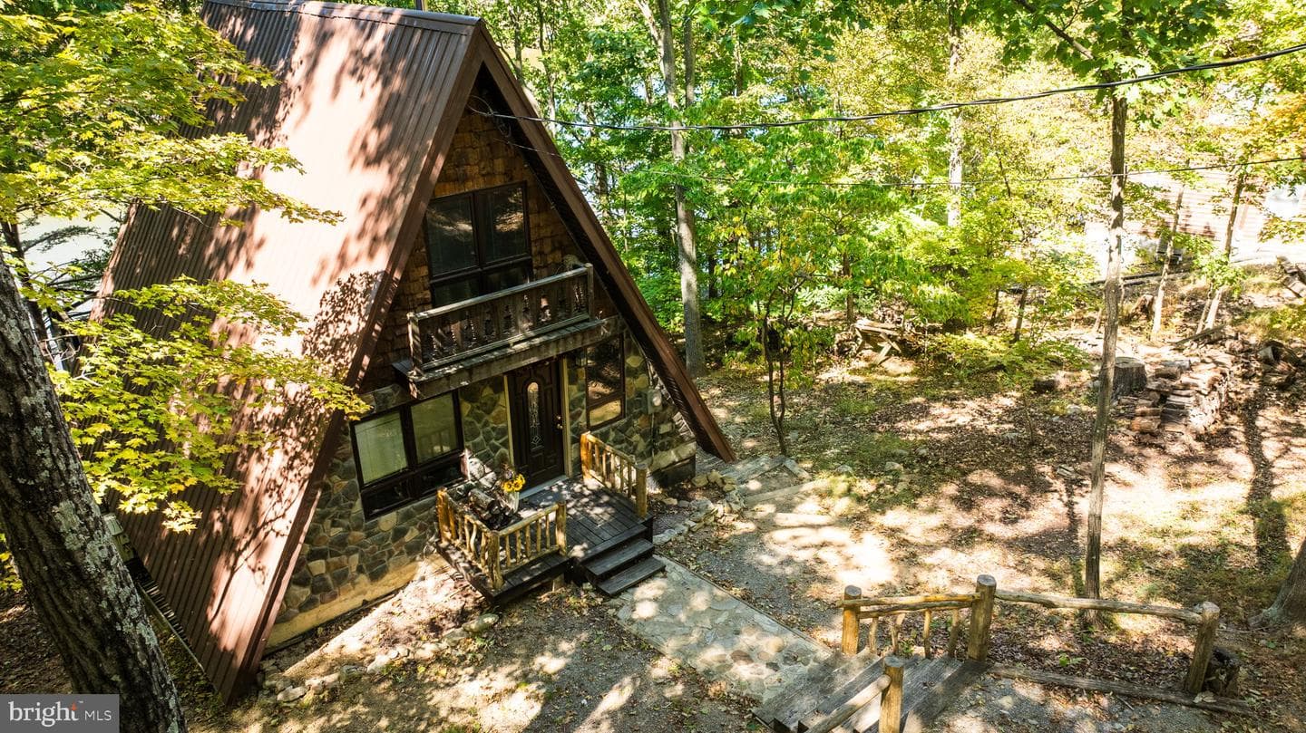 302 Tuscarora Trail photo 48