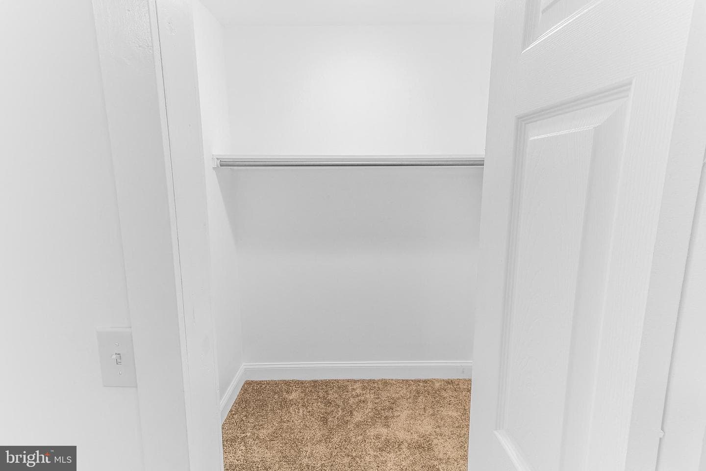 33 Maple Lane photo 13