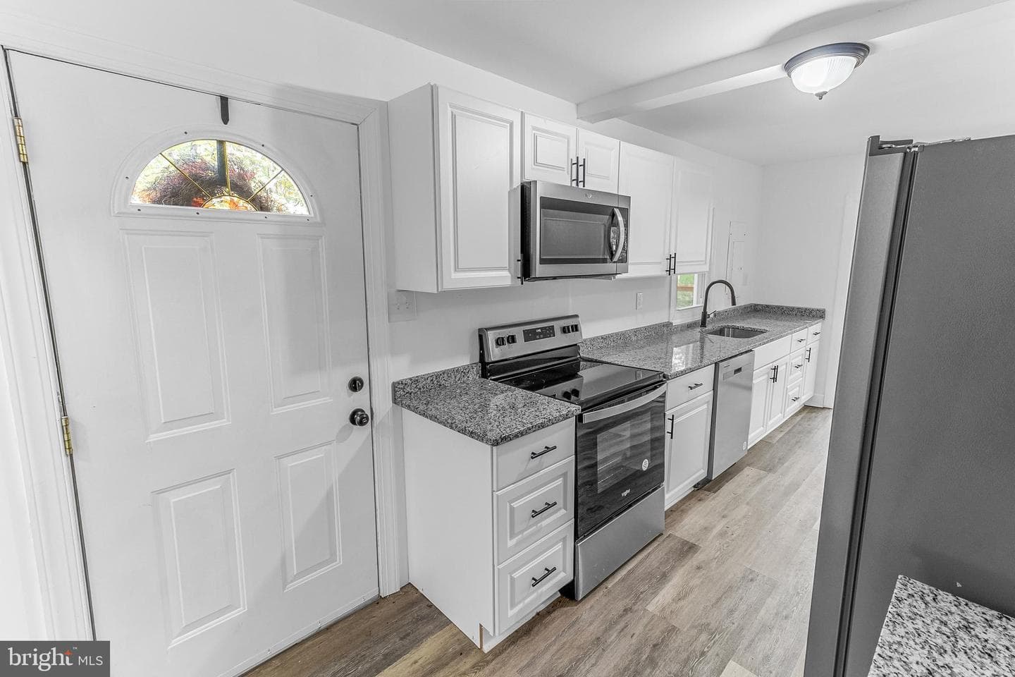 33 Maple Lane photo 6