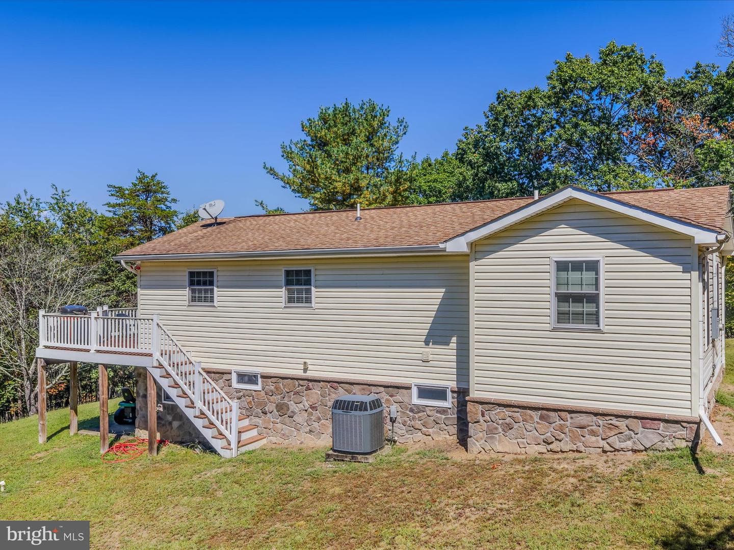 608 Dehaven Road photo 34