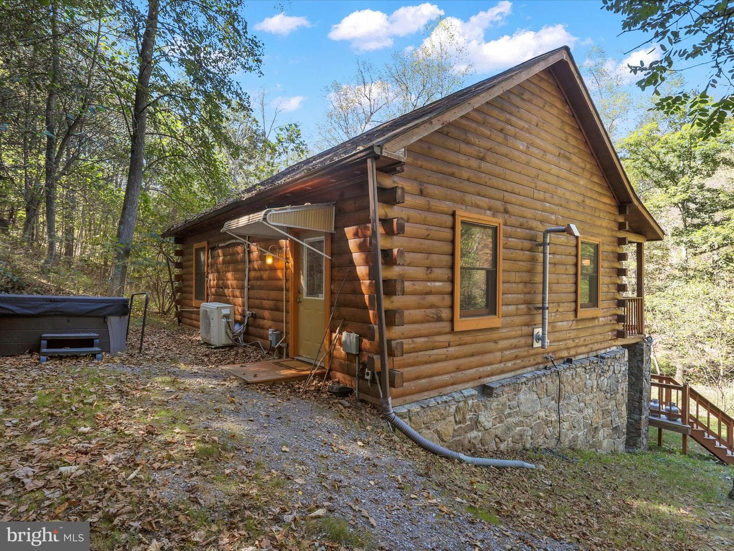 566 Rouse Mountain Road photo 4