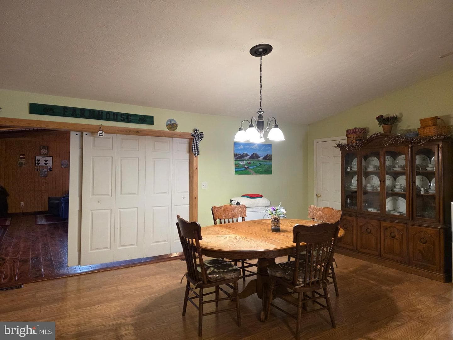 193 Idris Lane photo 26