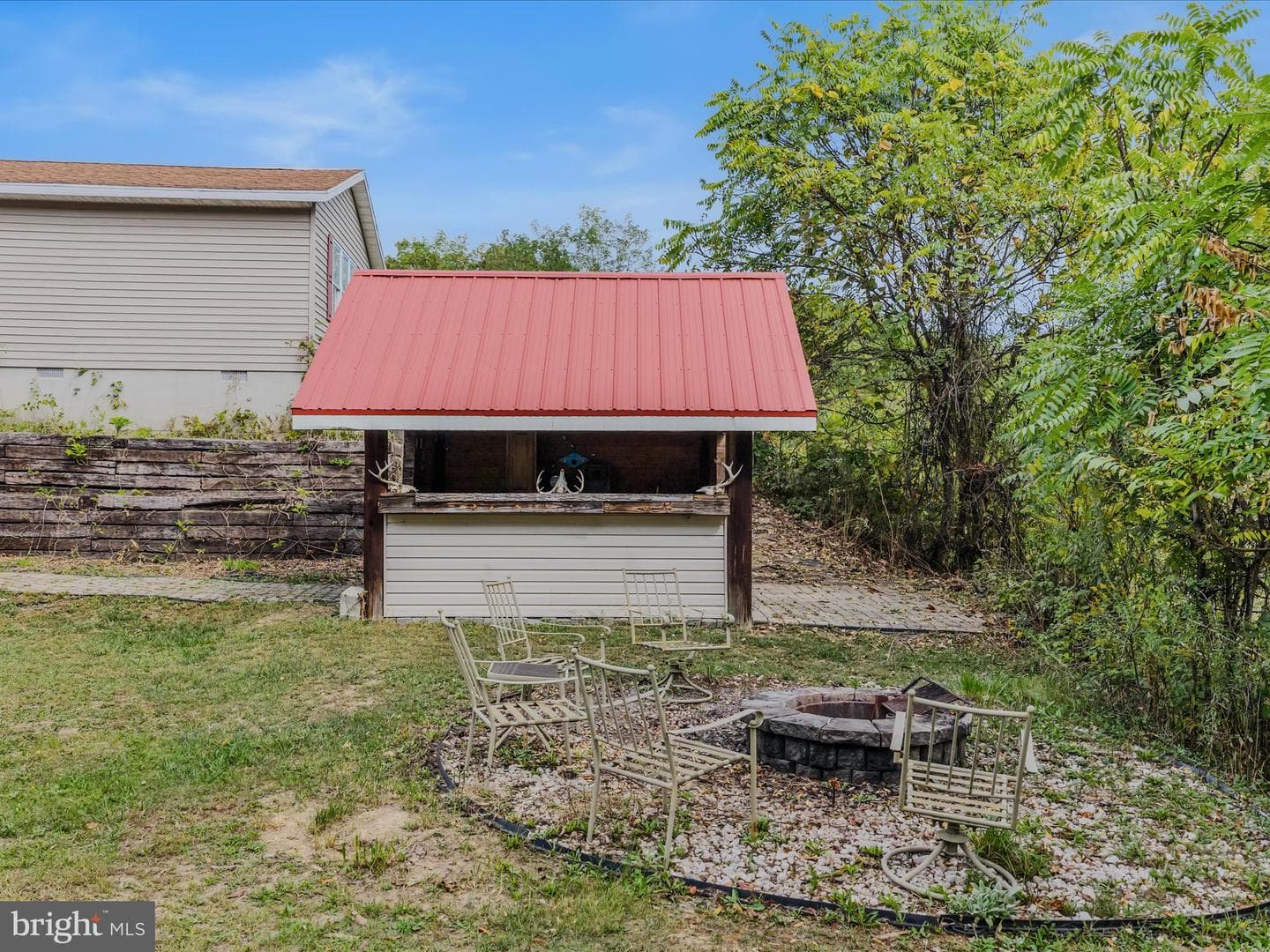 193 Idris Lane photo 55