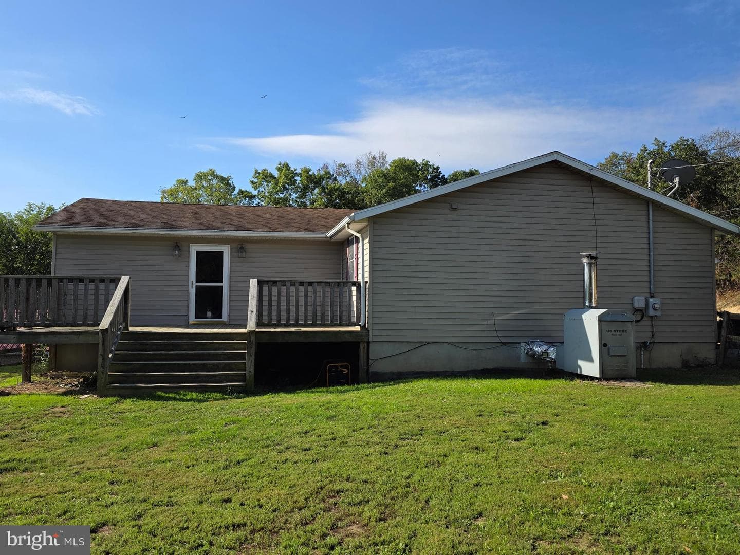 193 Idris Lane photo 8
