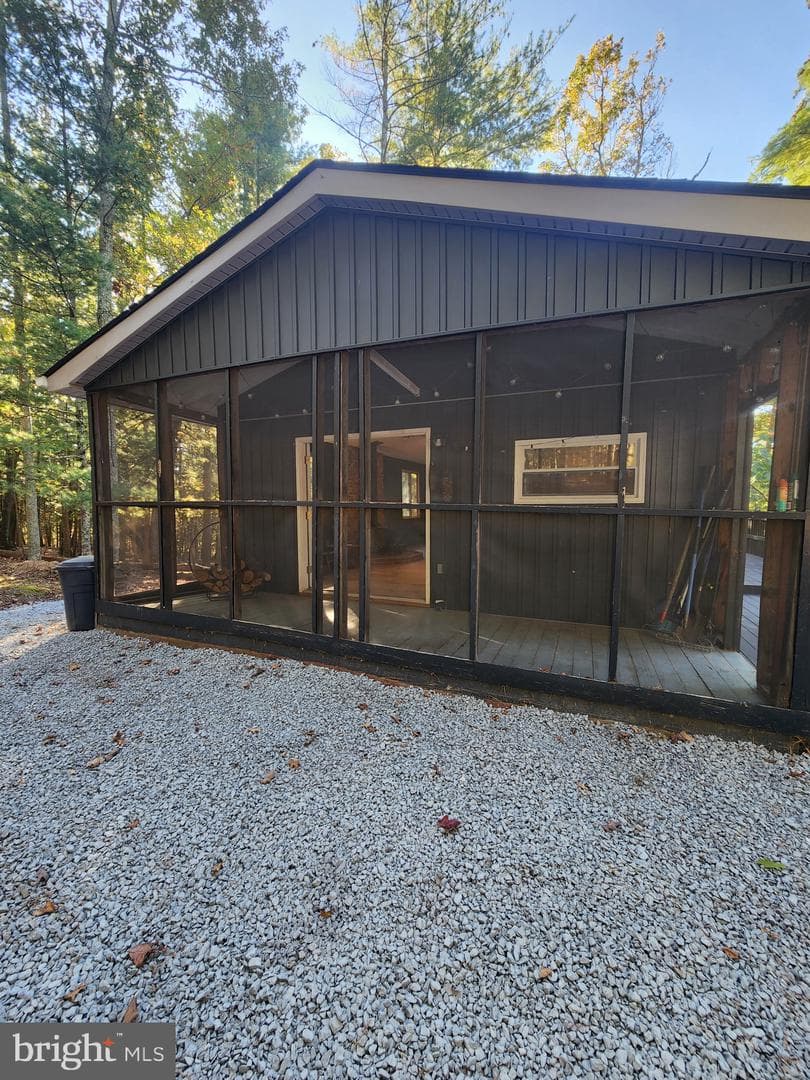 934 Center Ridge Road photo 3