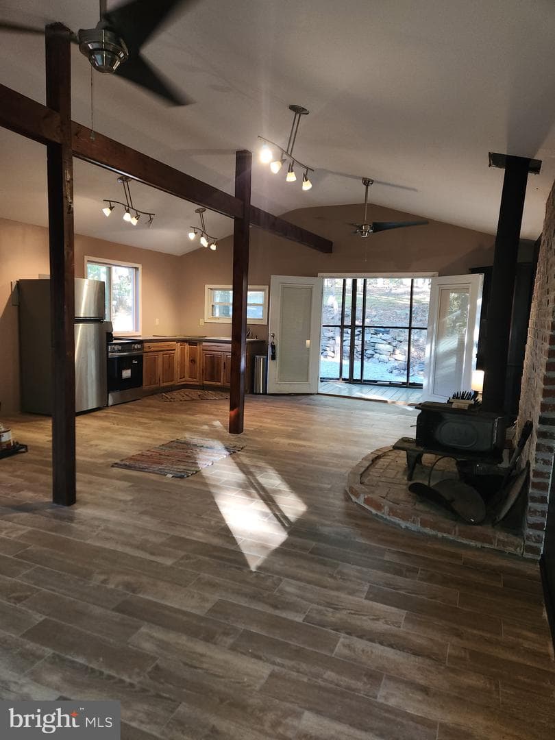 934 Center Ridge Road photo 4