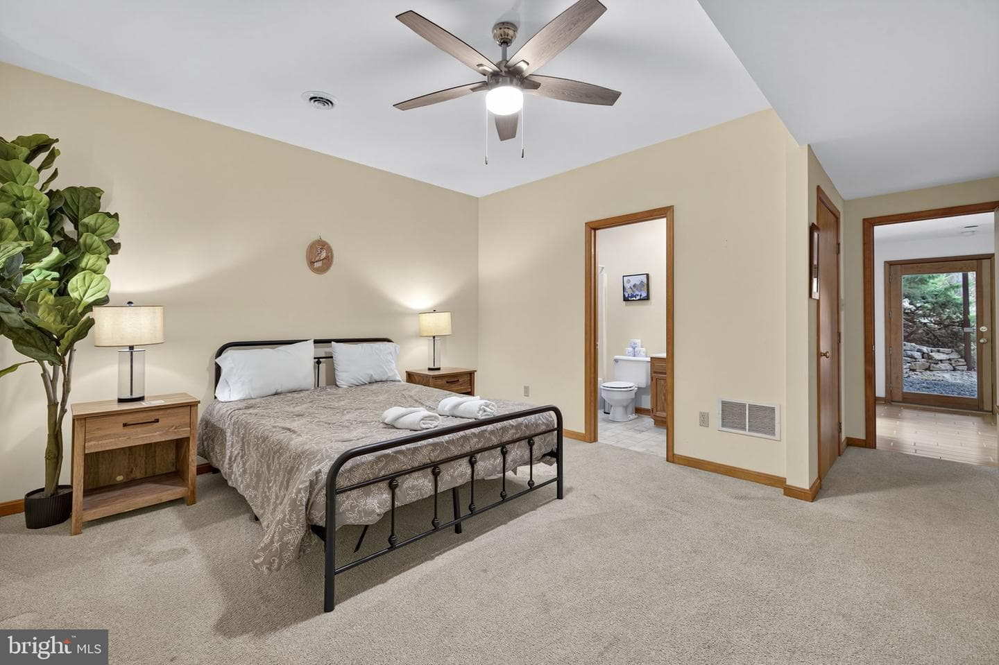 537 Bobcat Drive photo 41