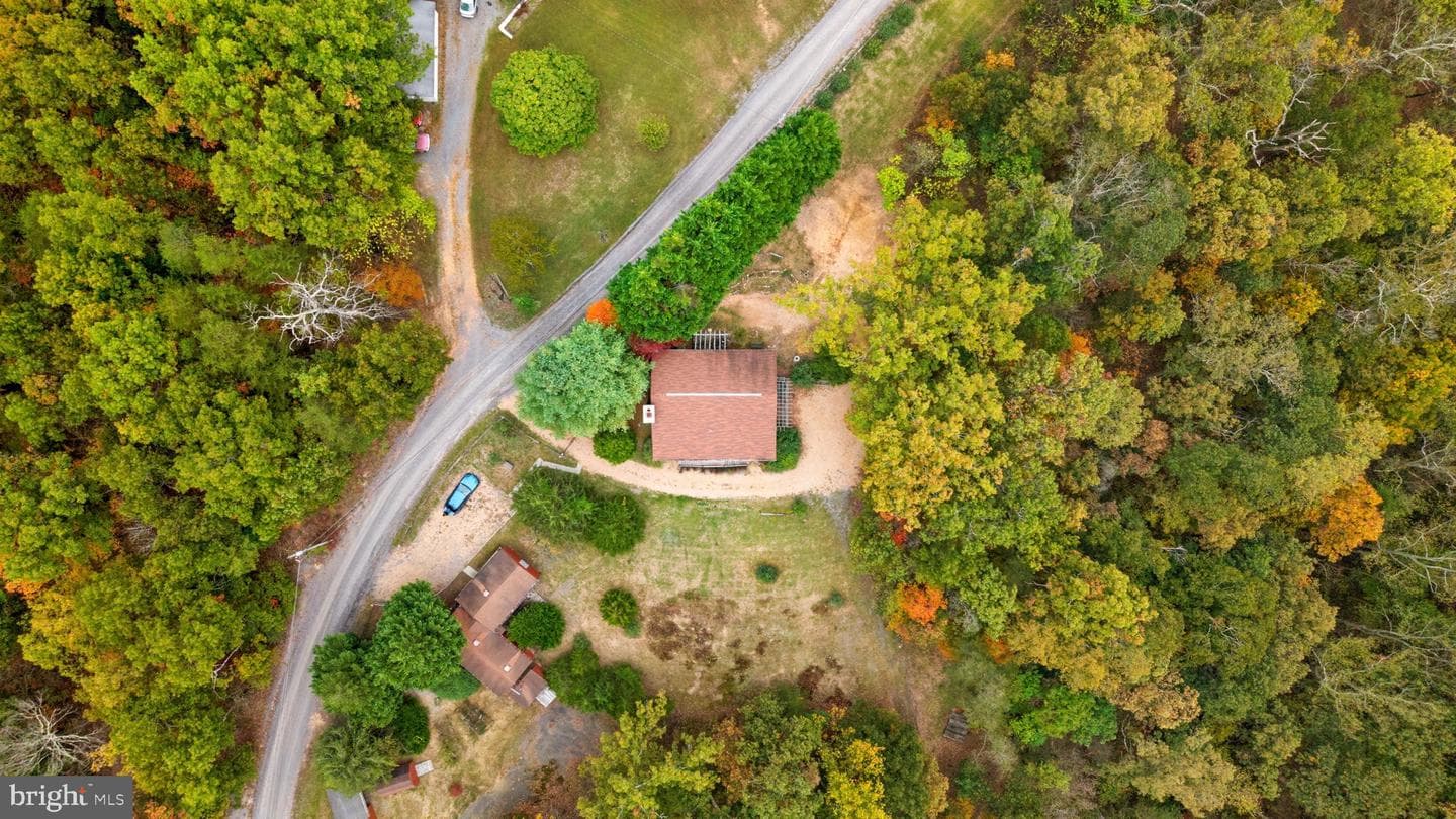 454 Barksdale Lane photo 2