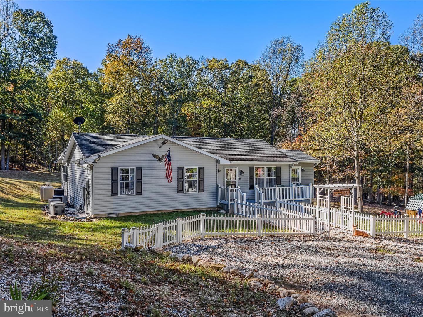 154 Brooklyn Way photo 3
