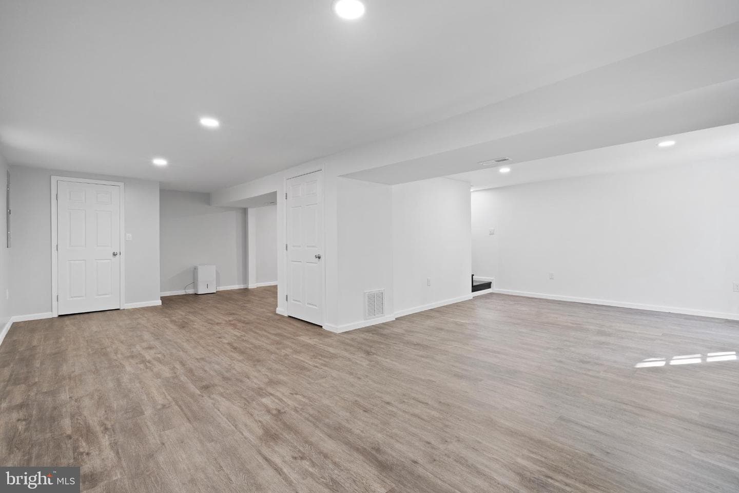 376 Bernice Drive photo 30