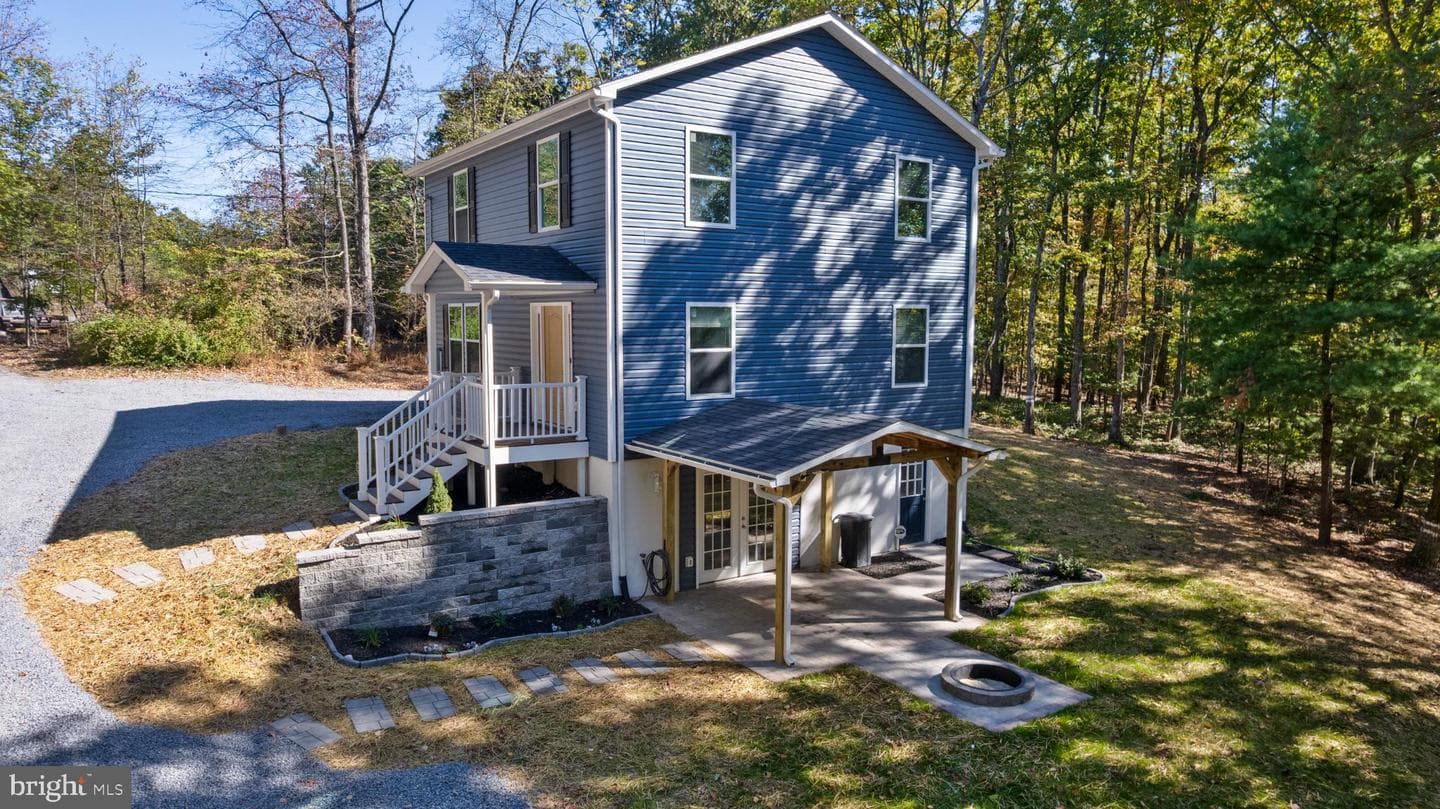 376 Bernice Drive photo 4