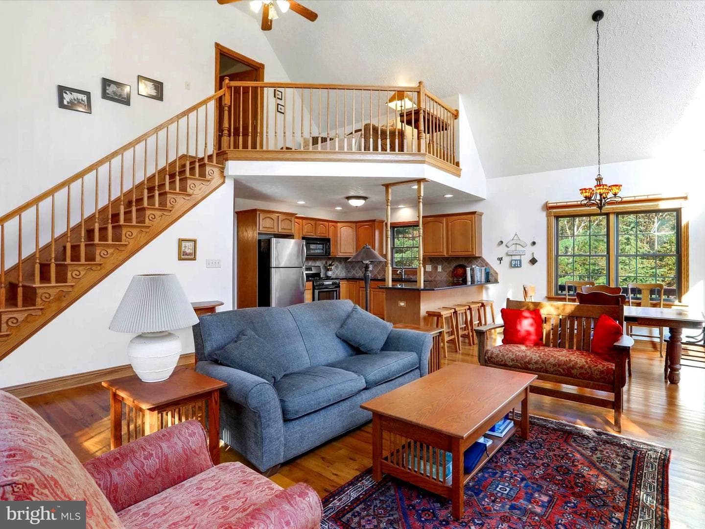 286 Colonial Drive photo 10