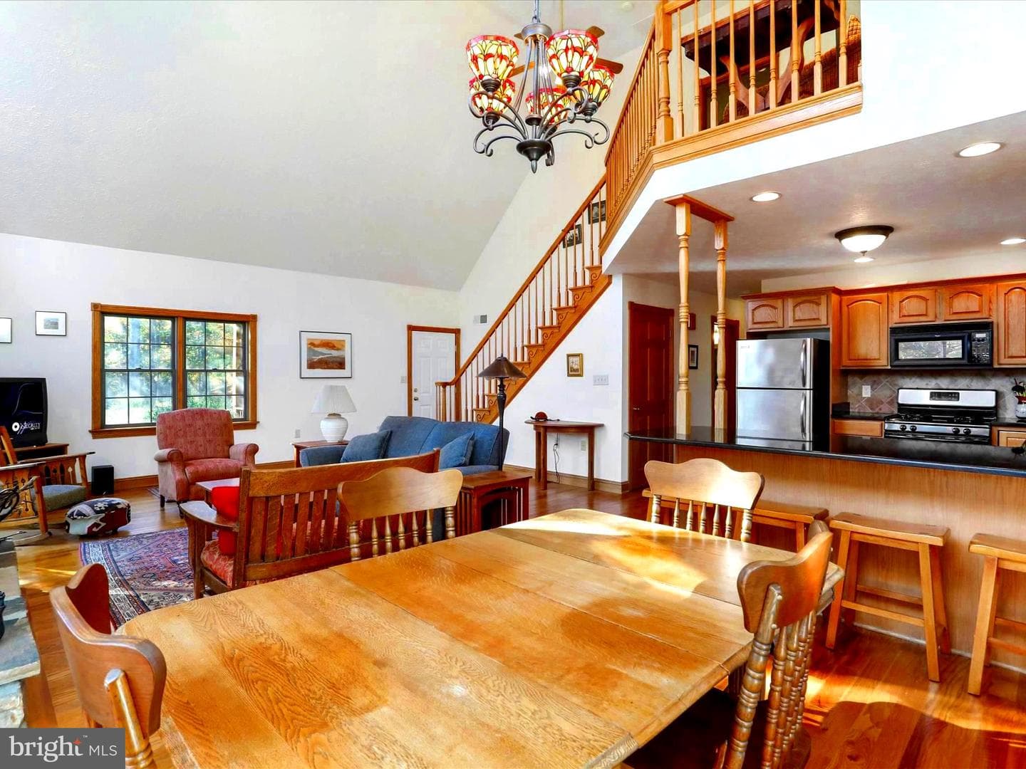 286 Colonial Drive photo 11