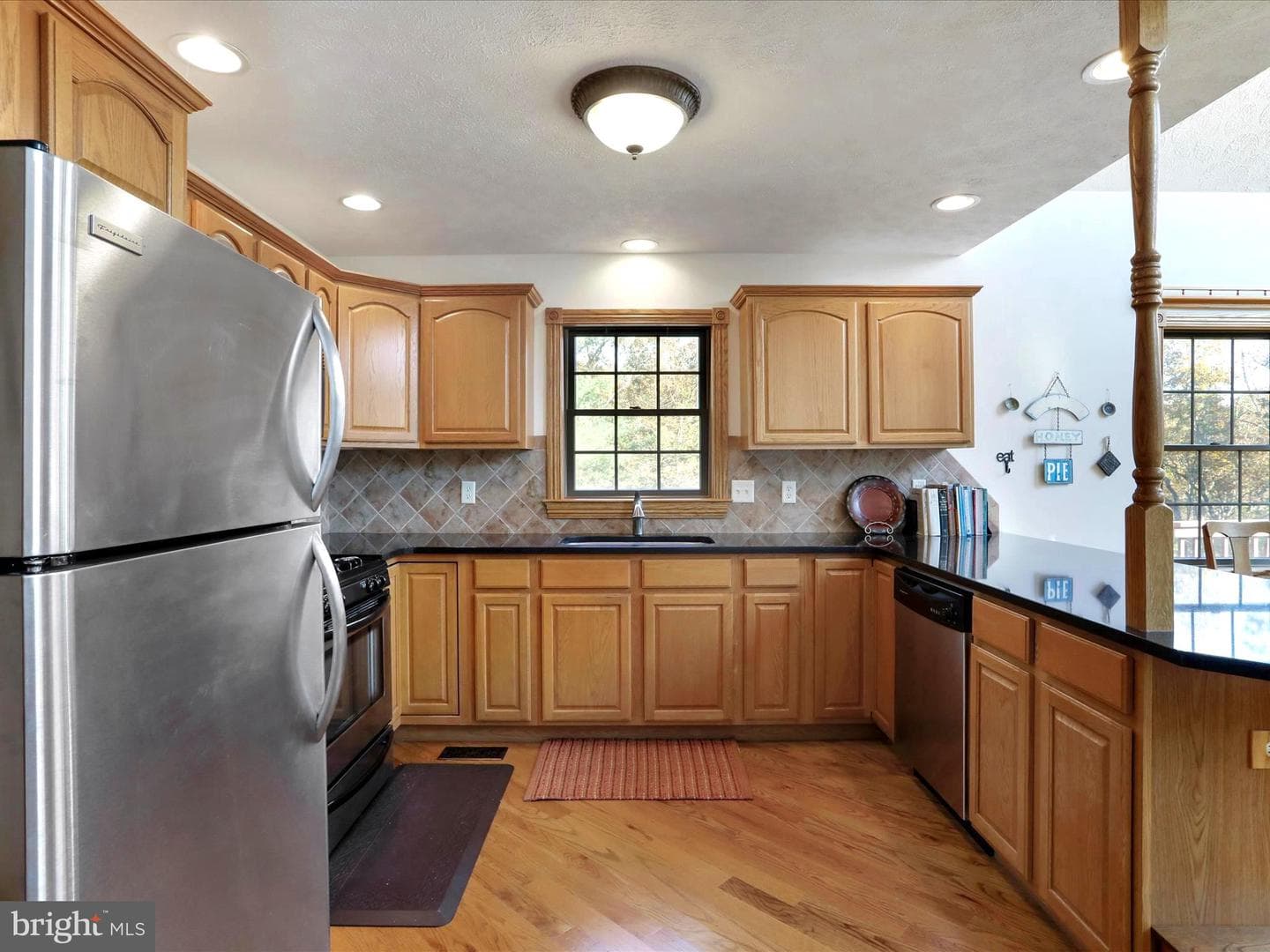 286 Colonial Drive photo 14