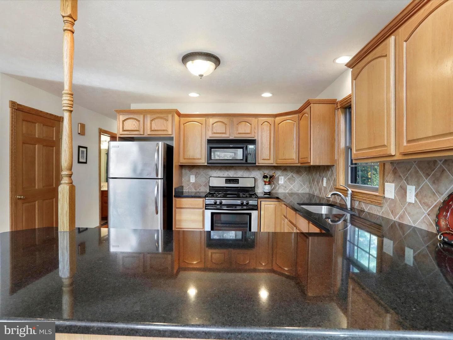 286 Colonial Drive photo 15