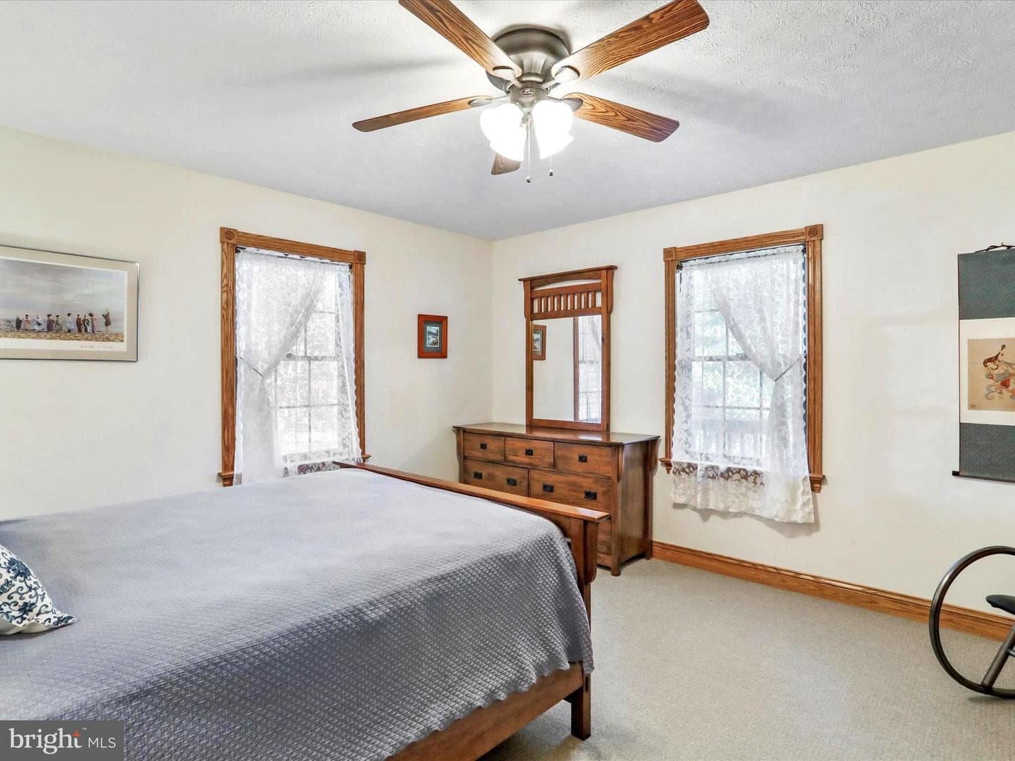 286 Colonial Drive photo 23
