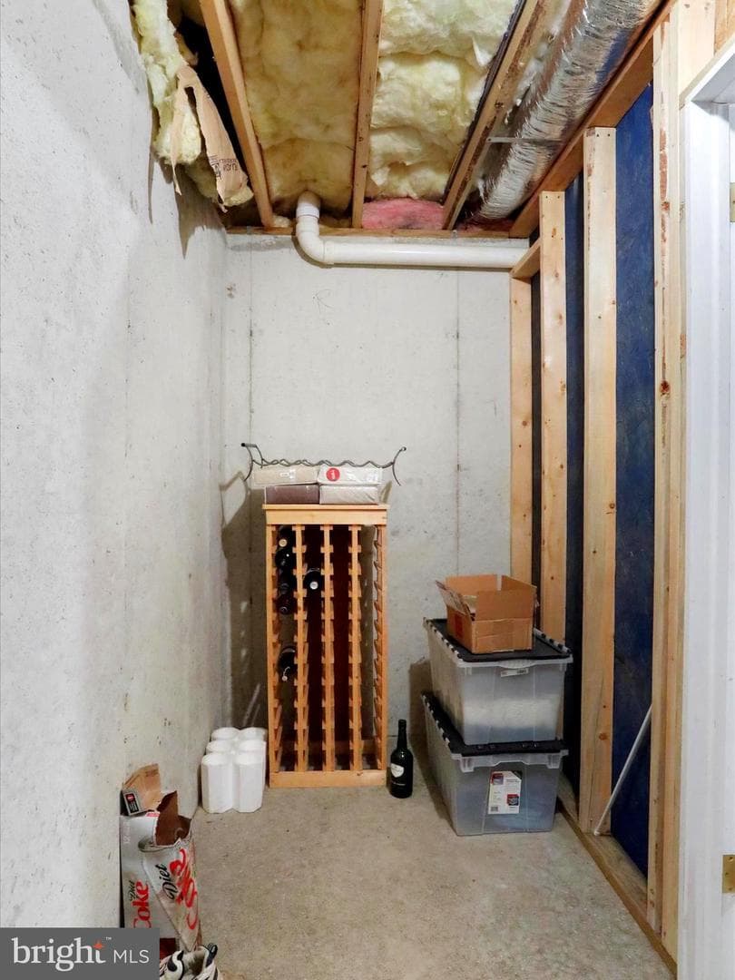 286 Colonial Drive photo 35