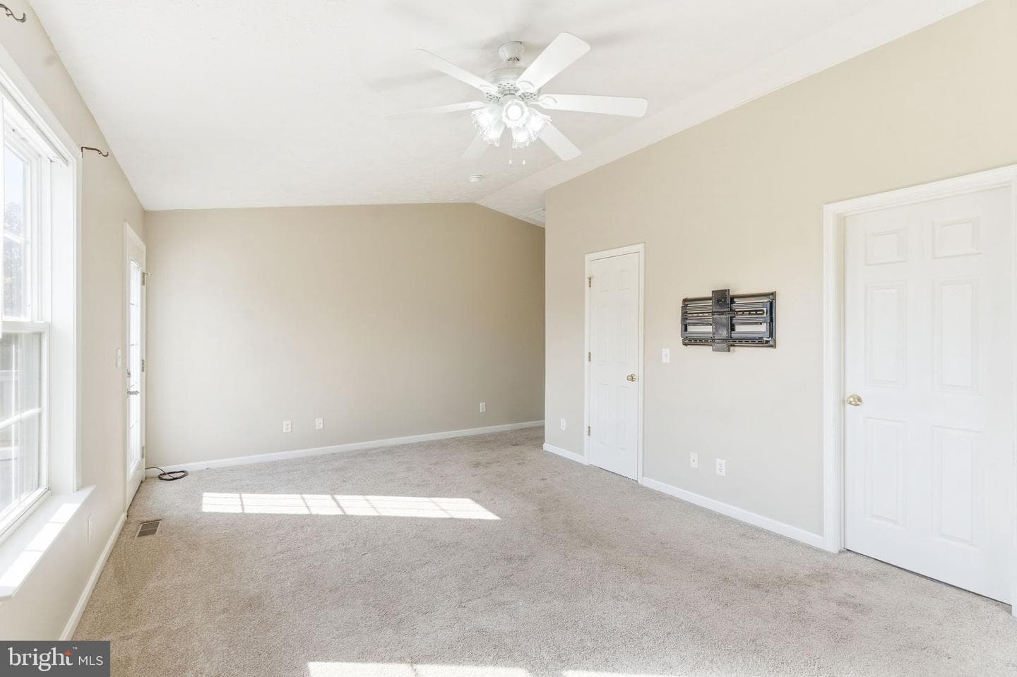 24 Green Oak Lane photo 25