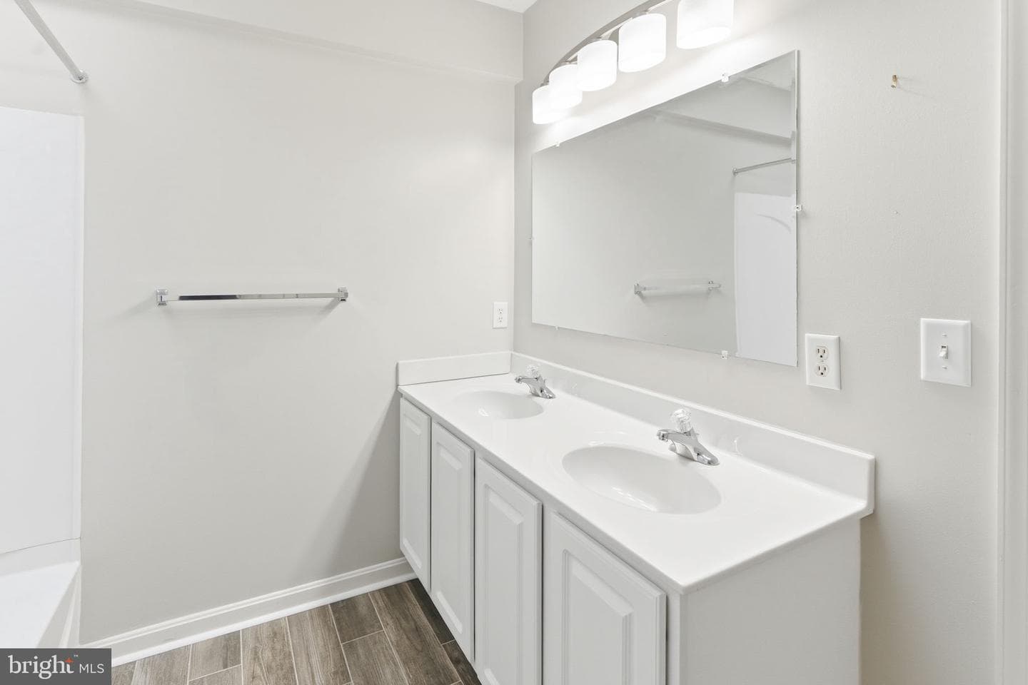 24 Green Oak Lane photo 37