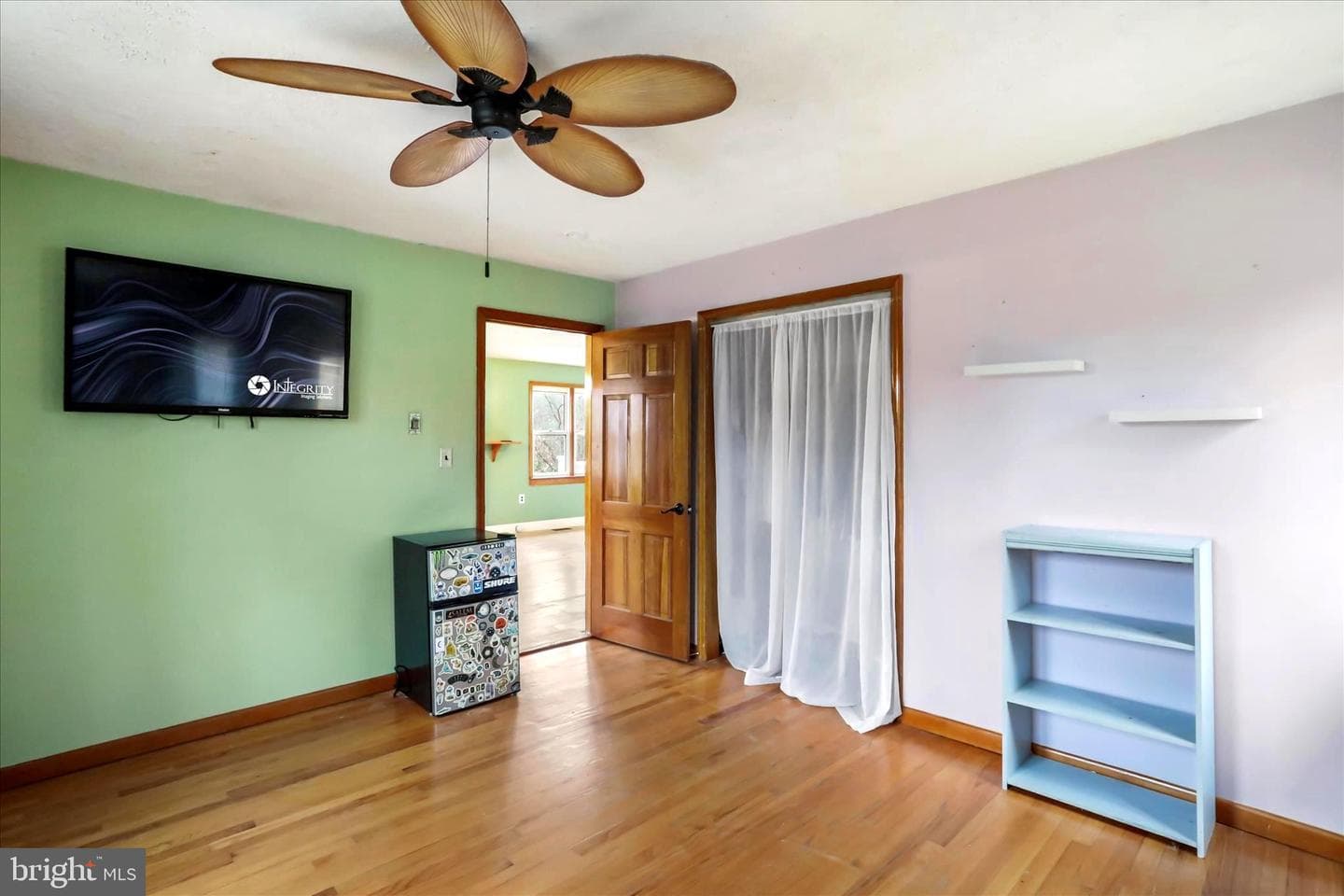 571 Martinsburg Road photo 16