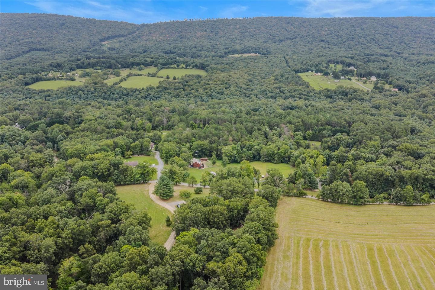 35 Sleepyview Lane photo 44