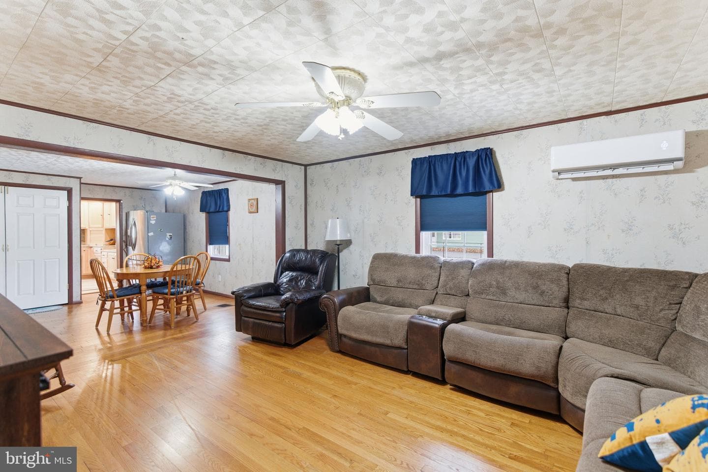 5195 W Central Avenue photo 9