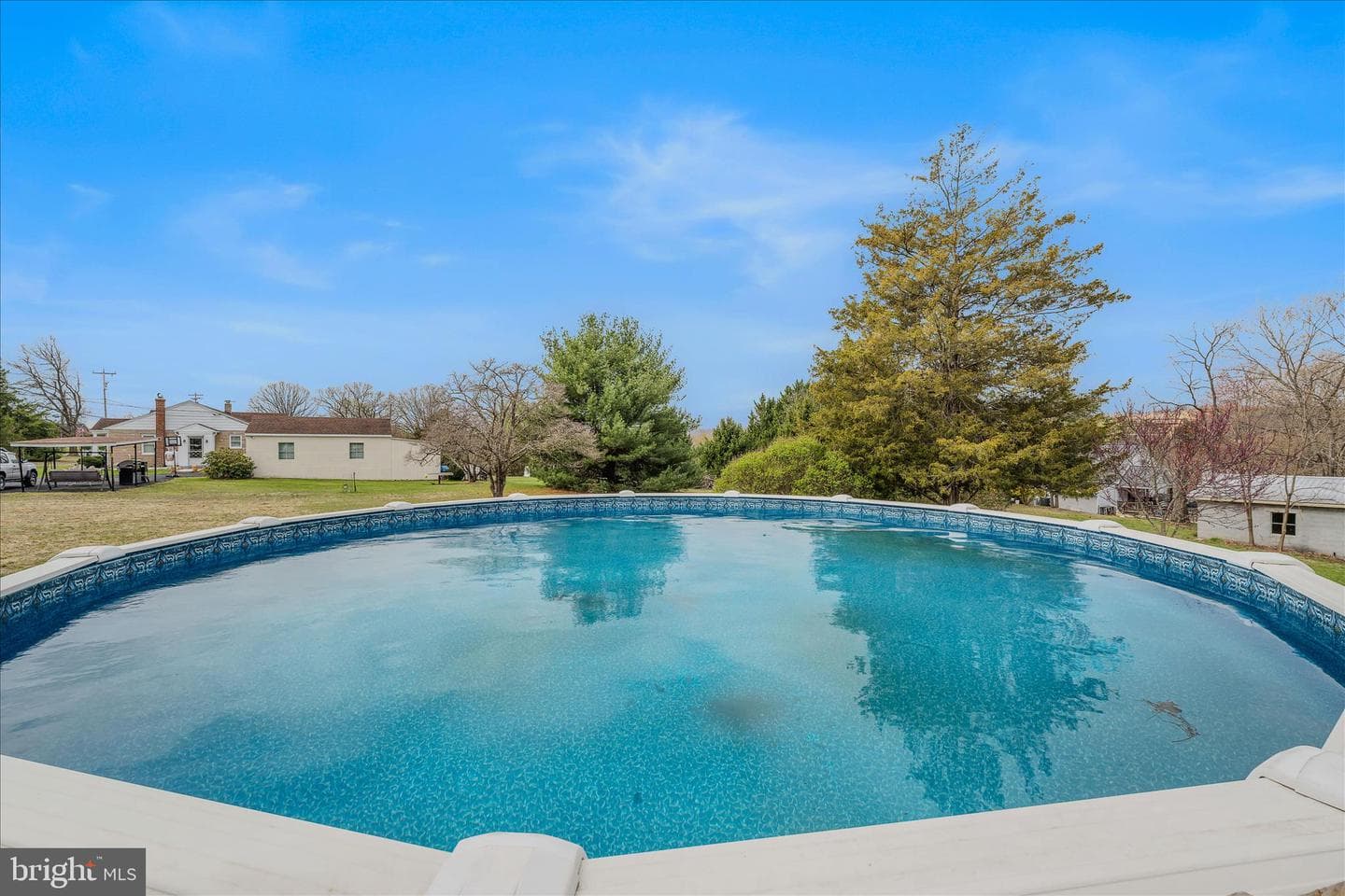 1635 Fairview Drive photo 35