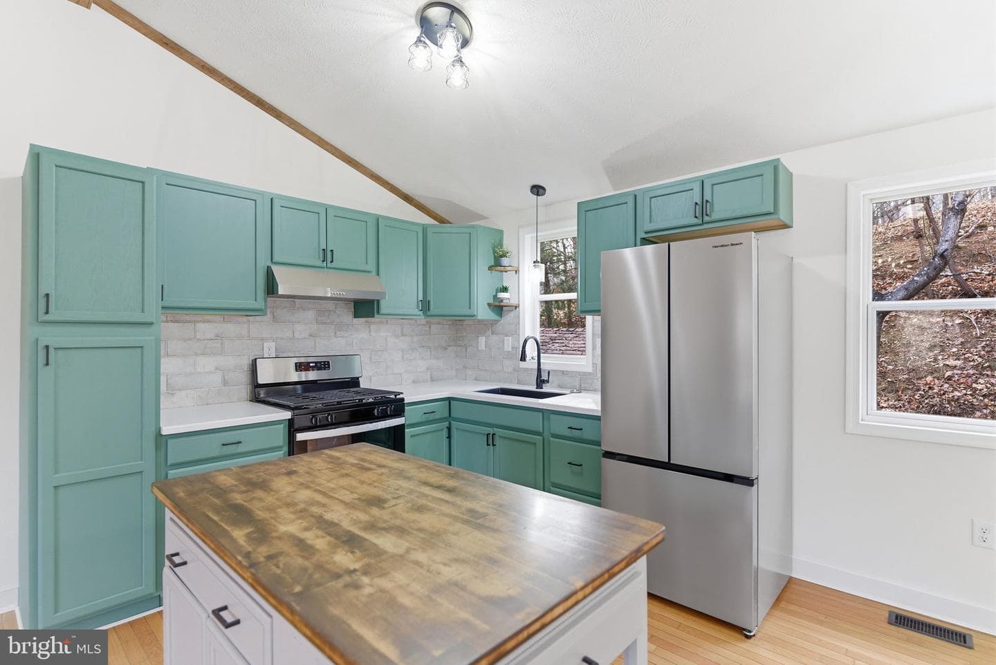 168 Pioneer Trail photo 43