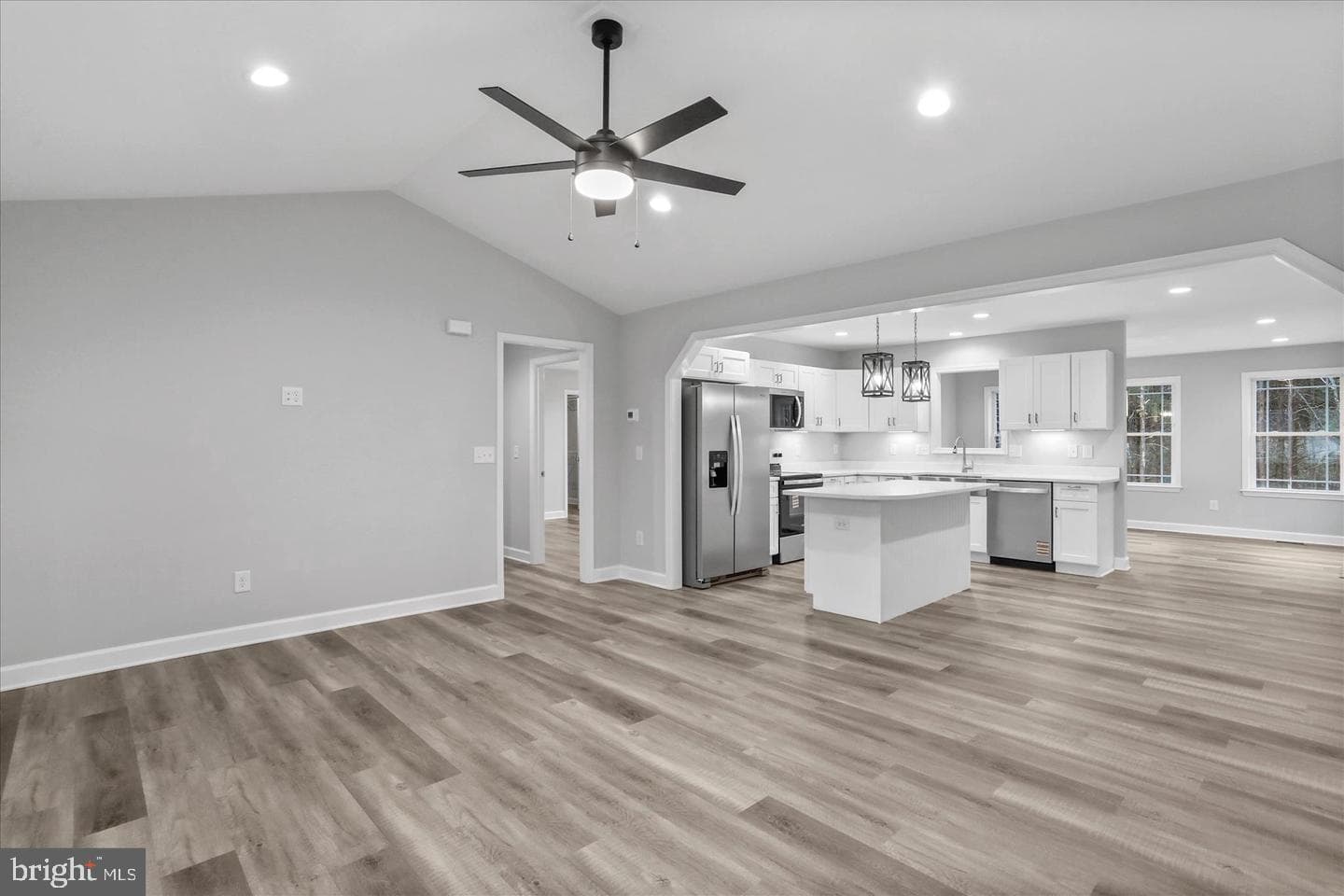 19 Mountain Laurel Drive photo 12