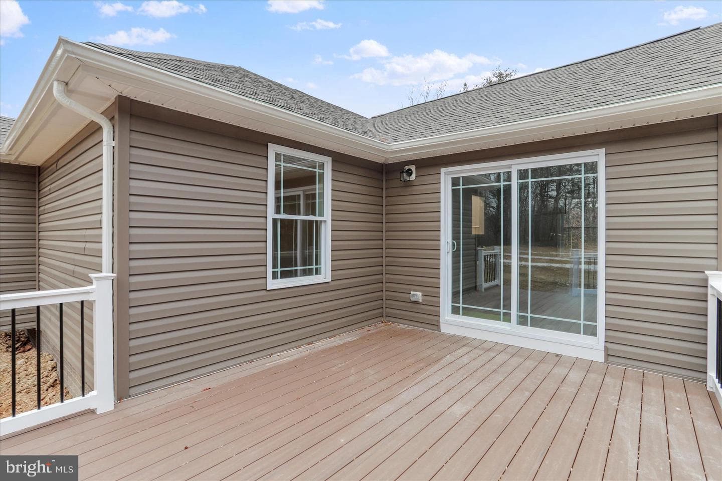 19 Mountain Laurel Drive photo 4