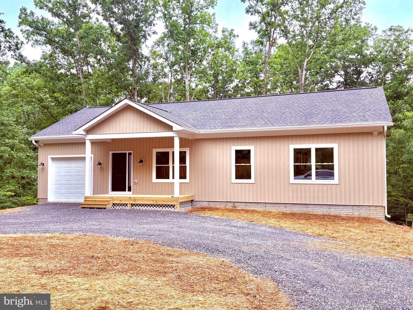 523 Oak Hill Road photo 1