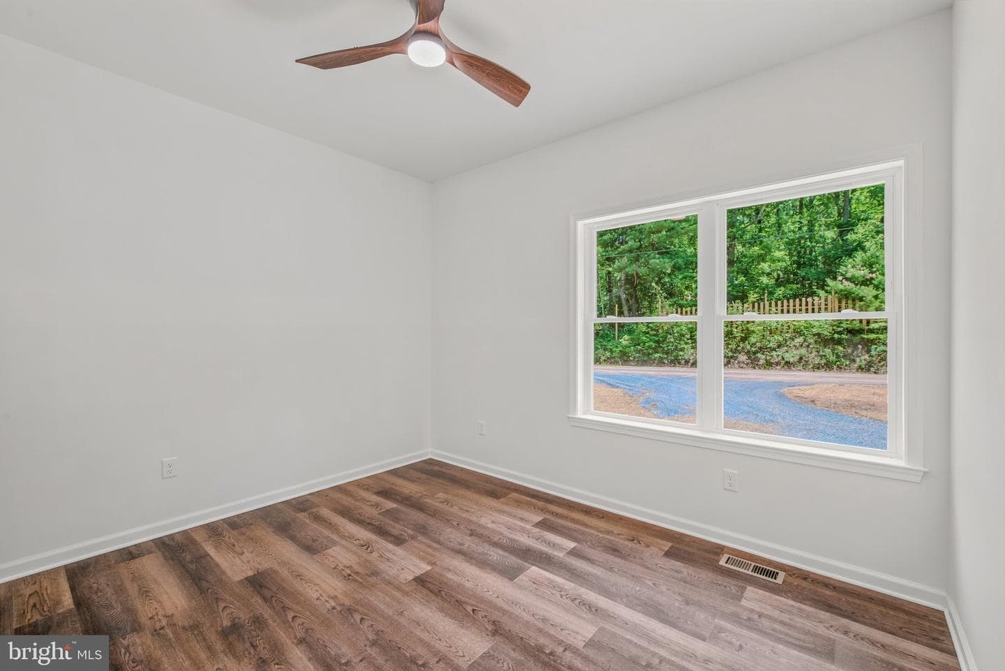 523 Oak Hill Road photo 21