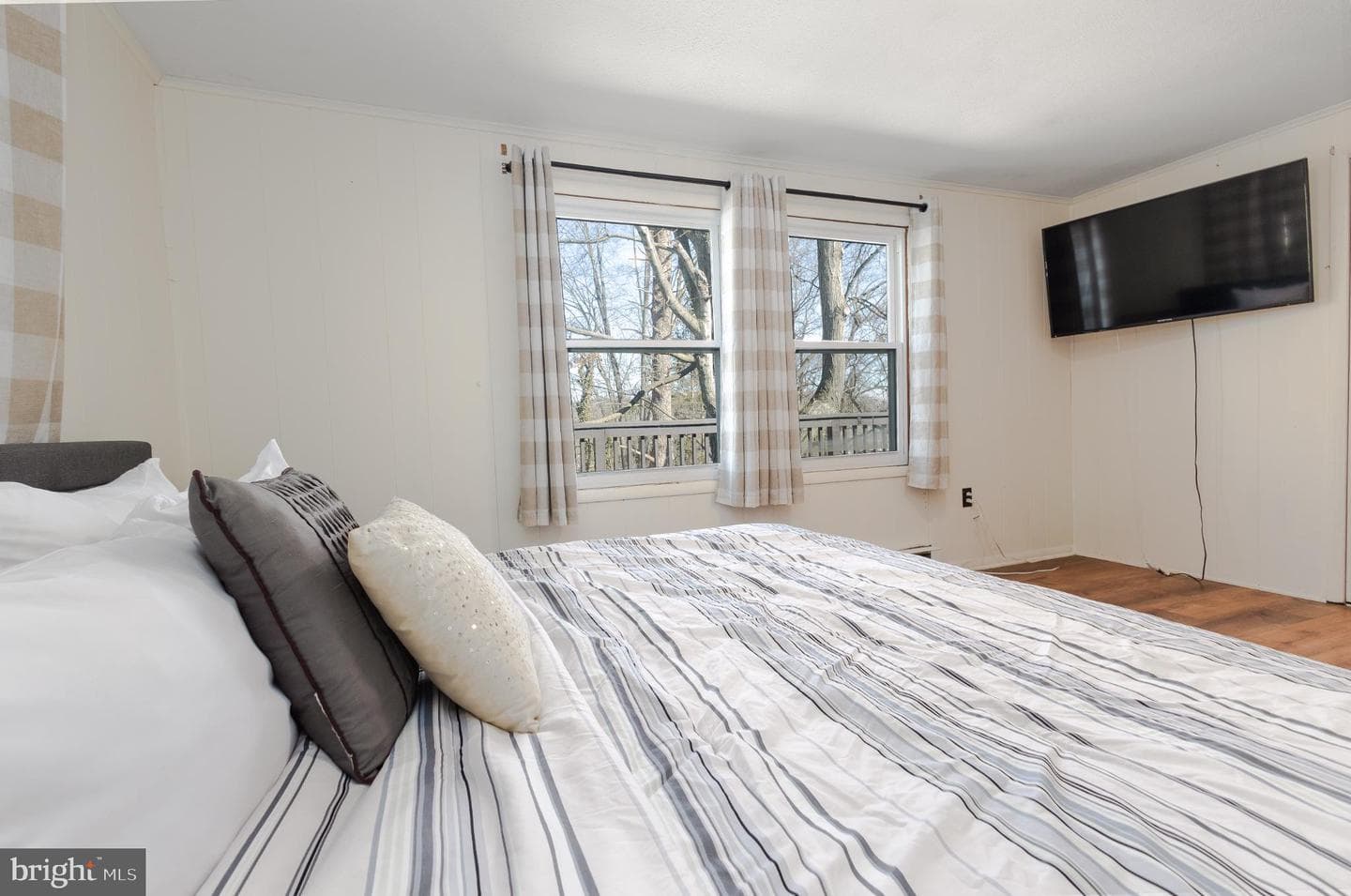 110 Tower Circle photo 19