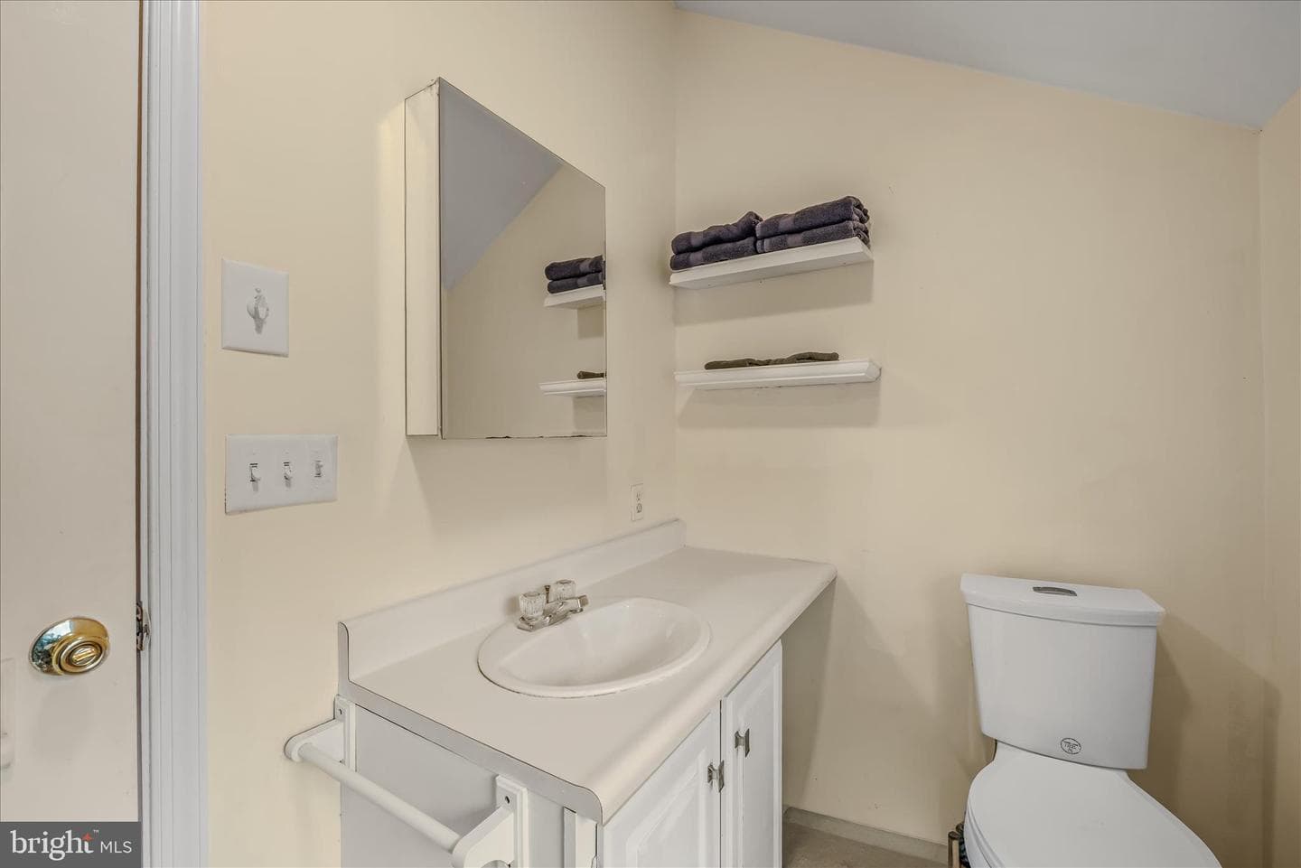 139 Cardinal Lane photo 39